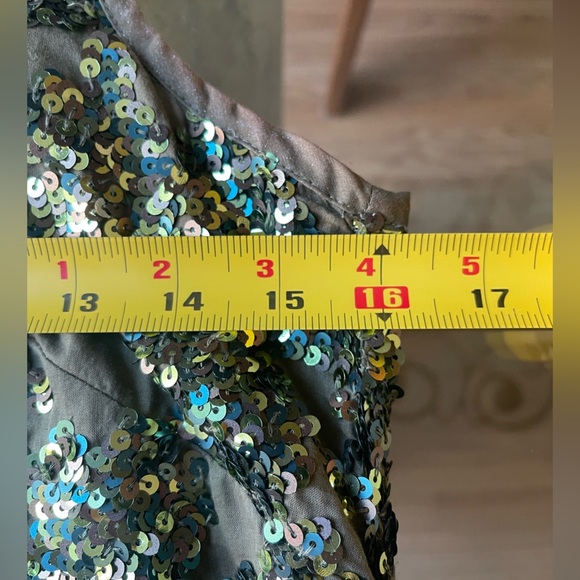 Sequins all over J Crew tank top. Olive Green size 2 - Picture 8 of 9